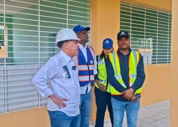 Dan toques finales a Escuela de Cancino Adentro y otros planteles de SDE que incorporarán más de 60 nuevas aulas para el nuevo año escolar 2026-2027