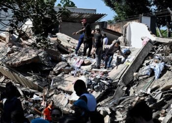 Terremoto en Colombia deja ya 132 muertos y 570 heridos