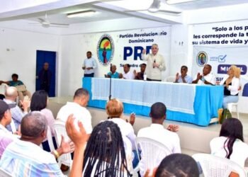Miguel Vargas califica de «desastrosa» gestión de PRM y Luis Abinader
