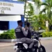 Delincuentes desarman dos policías durante un atraco en Santiago