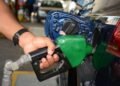 Suben hasta 9 pesos precios de combustibles en R. Dominicana