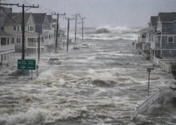 Potente tormenta golpea con fuerza a Nueva York y N. Jersey