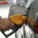 Aumentan otros $3 a gasolina premium y 2 a la regular en RD