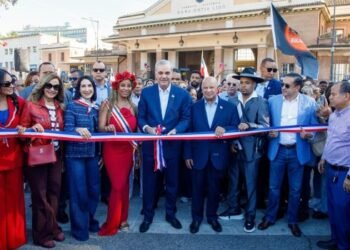 Presidente Abinader inaugura la Parada Dominicana en Roma