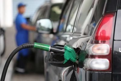 Suben otros RD$5. a la gasolina premium y $12 a gasoil óptimo