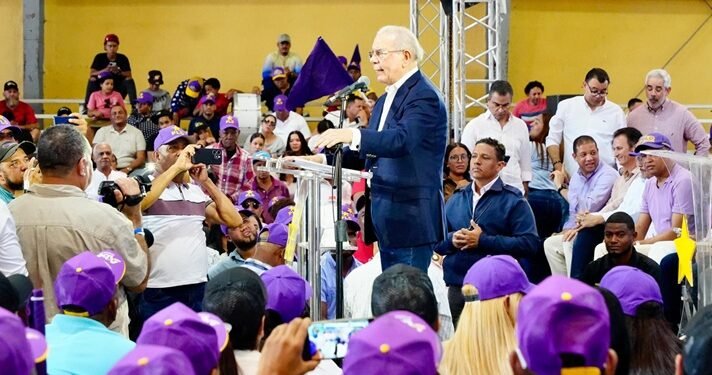Danilo acusa al Gobierno de abandonar a productores arroz