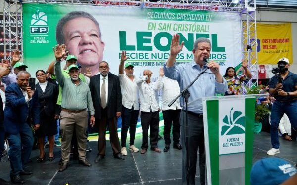 Leonel acusa PRM de ineptitud ante inseguridad y alto costo